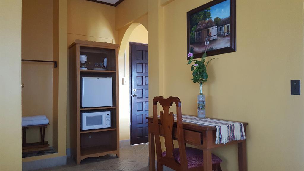 Martha'S Guesthouse San Ignacio Luaran gambar